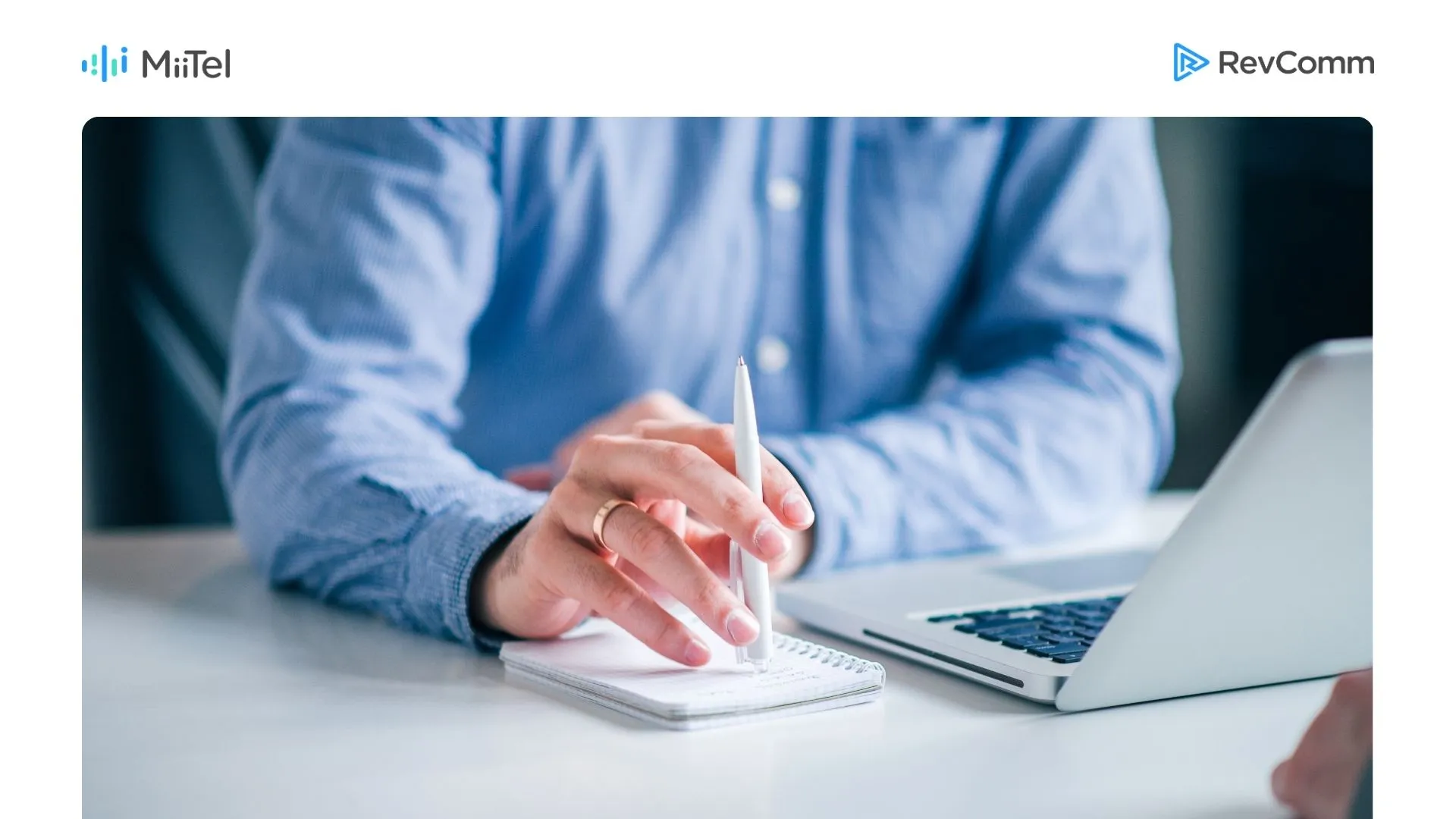 rekomendasi notulen rapat otomatis dengan AI